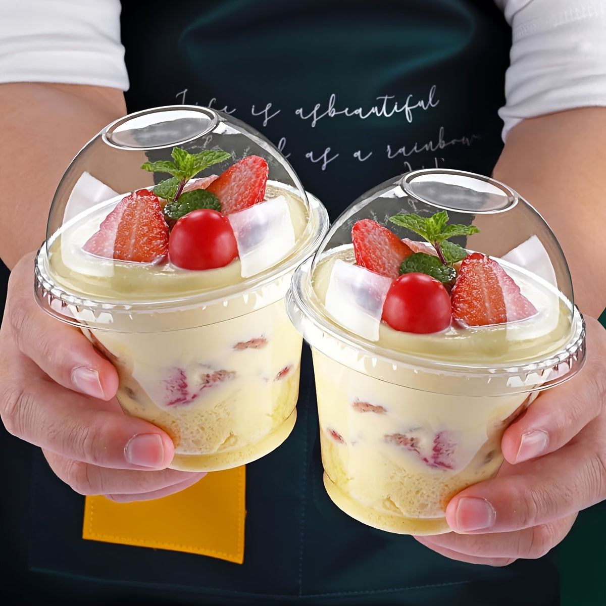 100pcs 8oz Clear Plastic Cup Dome Lid Disposable Cake Cup Lid Dessert Cup Fruit Ice Cream Cupcake Pudding Party Party Cups